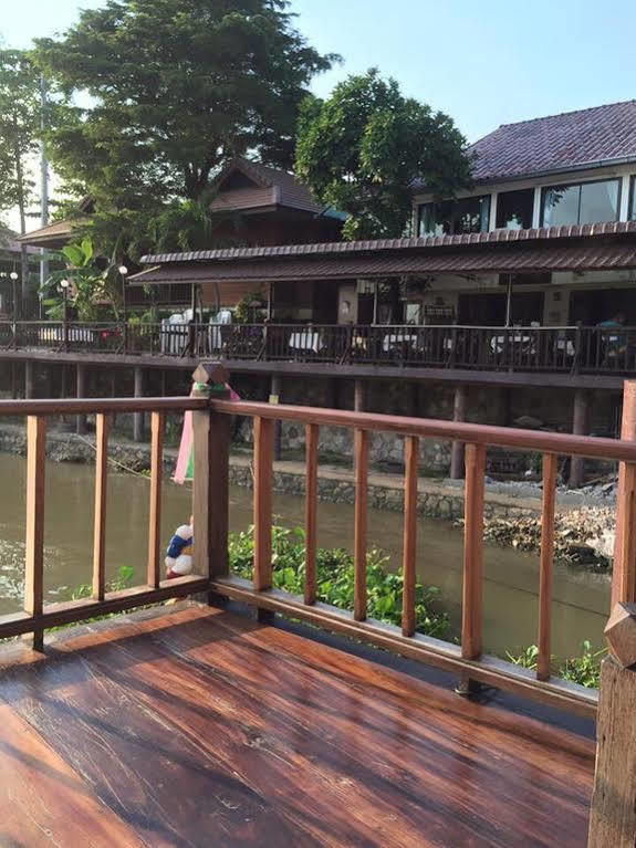 潘优通住宿酒店 大城 外观 照片